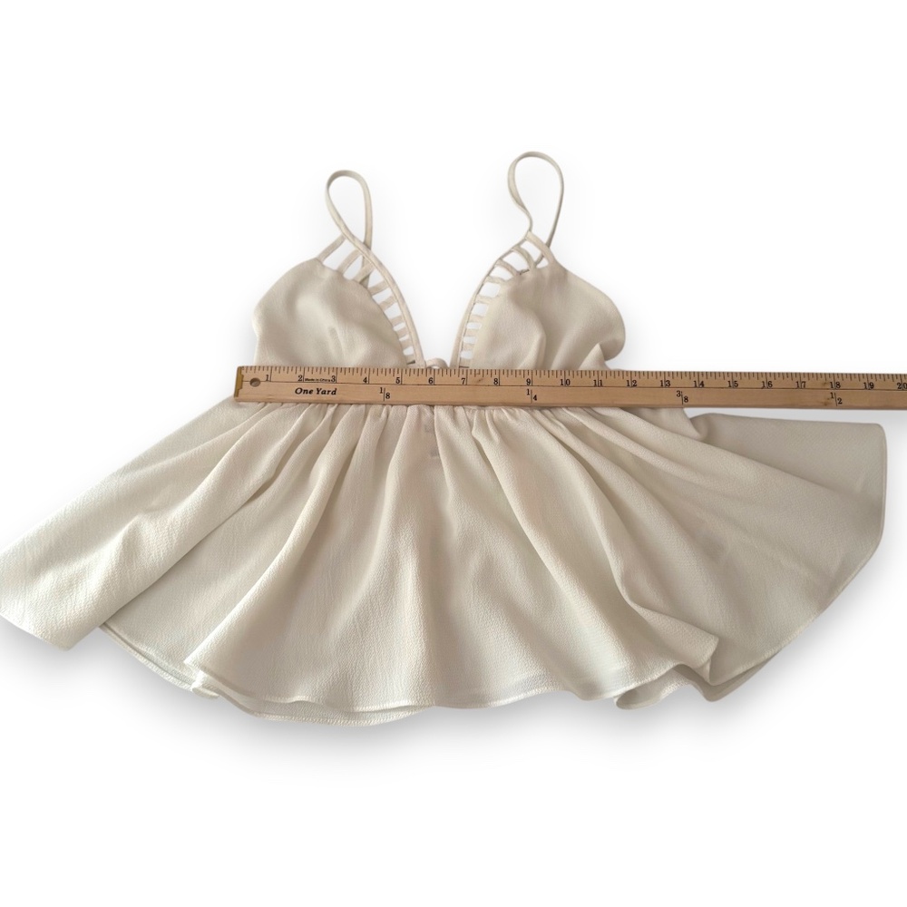 L’ATISTE BY AMY White Deep V Strappy Back Peplum Tank Top S - Picture 7 of 7